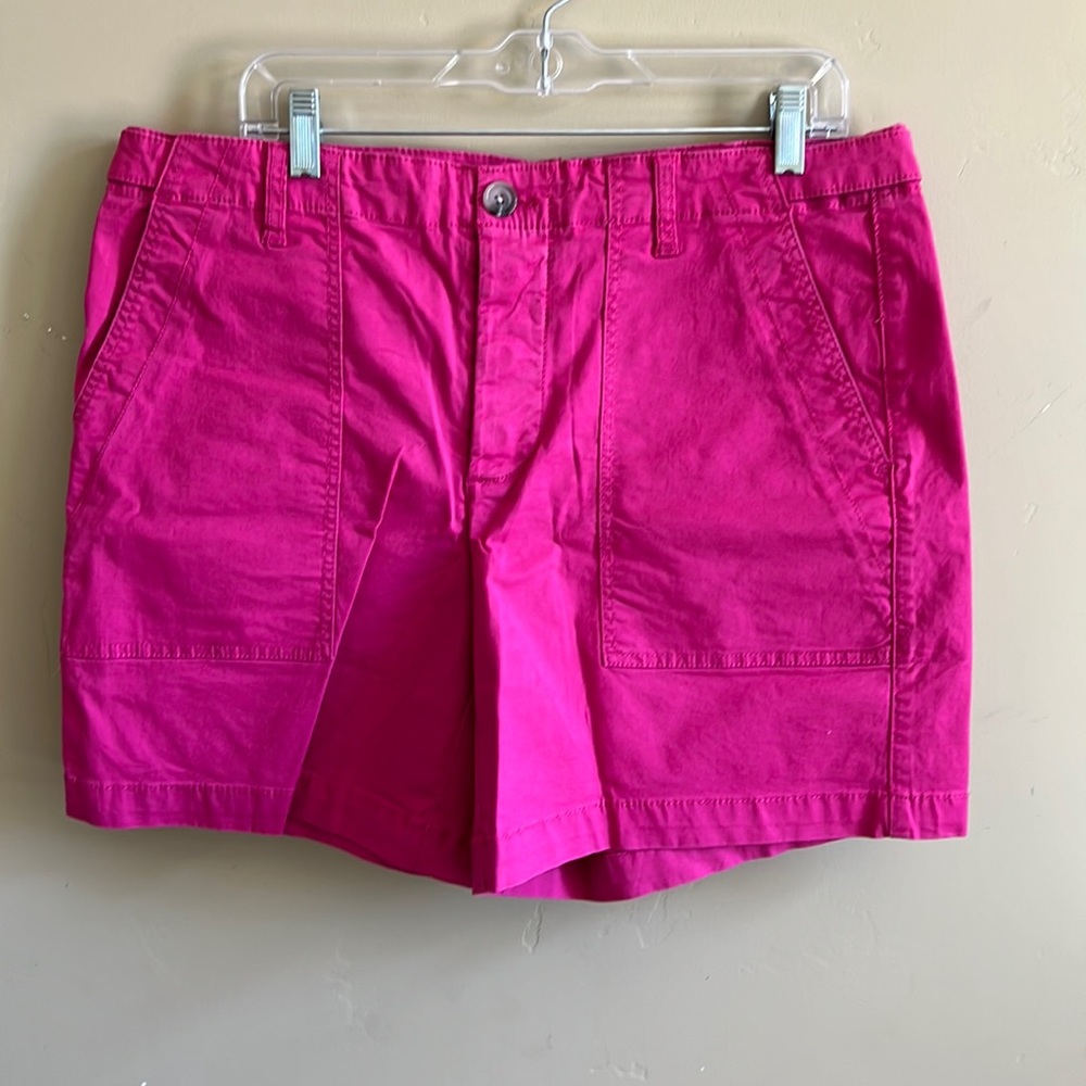 Beautiful CAbi shorts.
